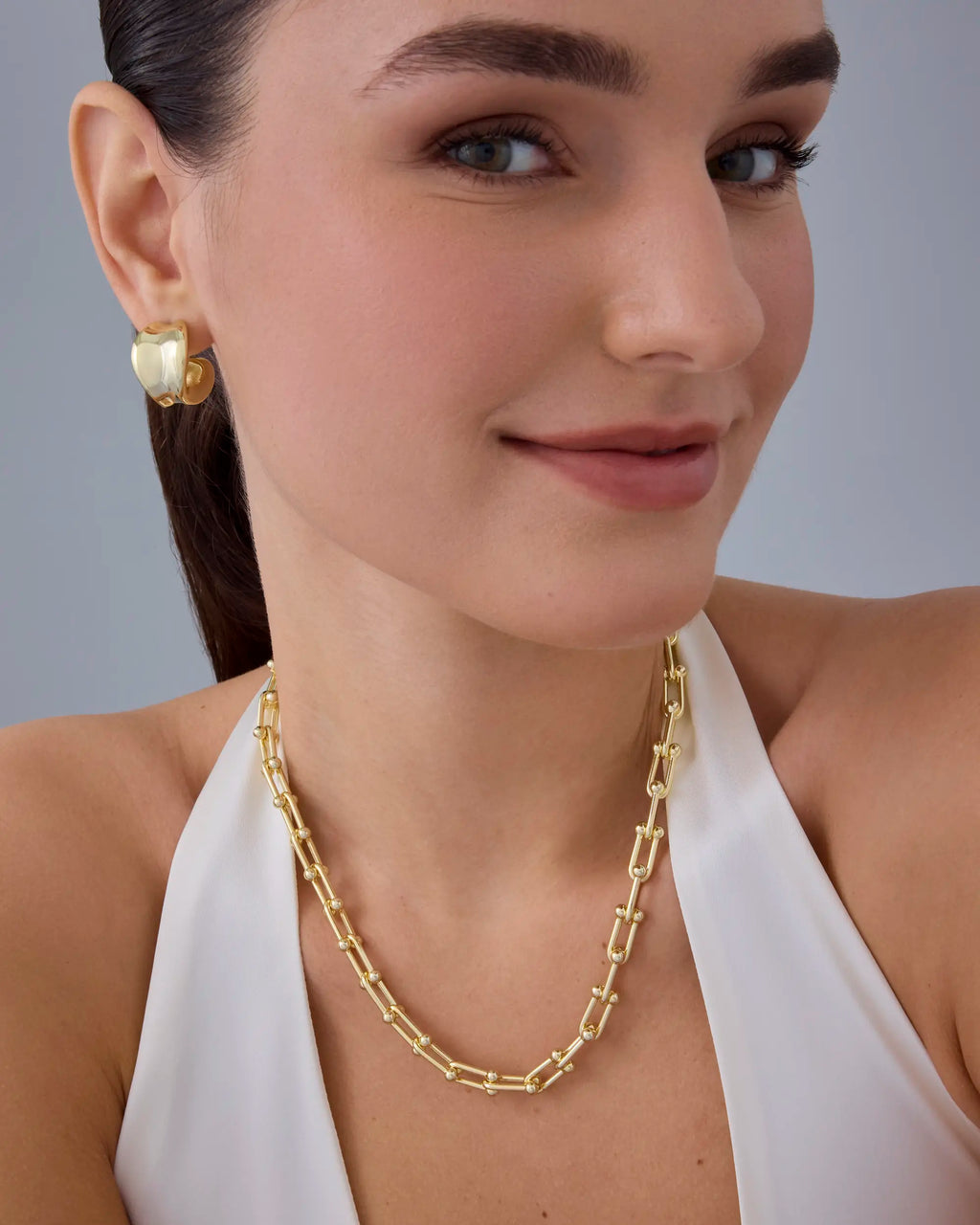PAVOI 14K Gold Plated Chunky Chain Choker Necklaces for Women - Gold Statement Graduated Link Chain Necklace - Bold Oval Link Barbell Links Paperclip Chains
