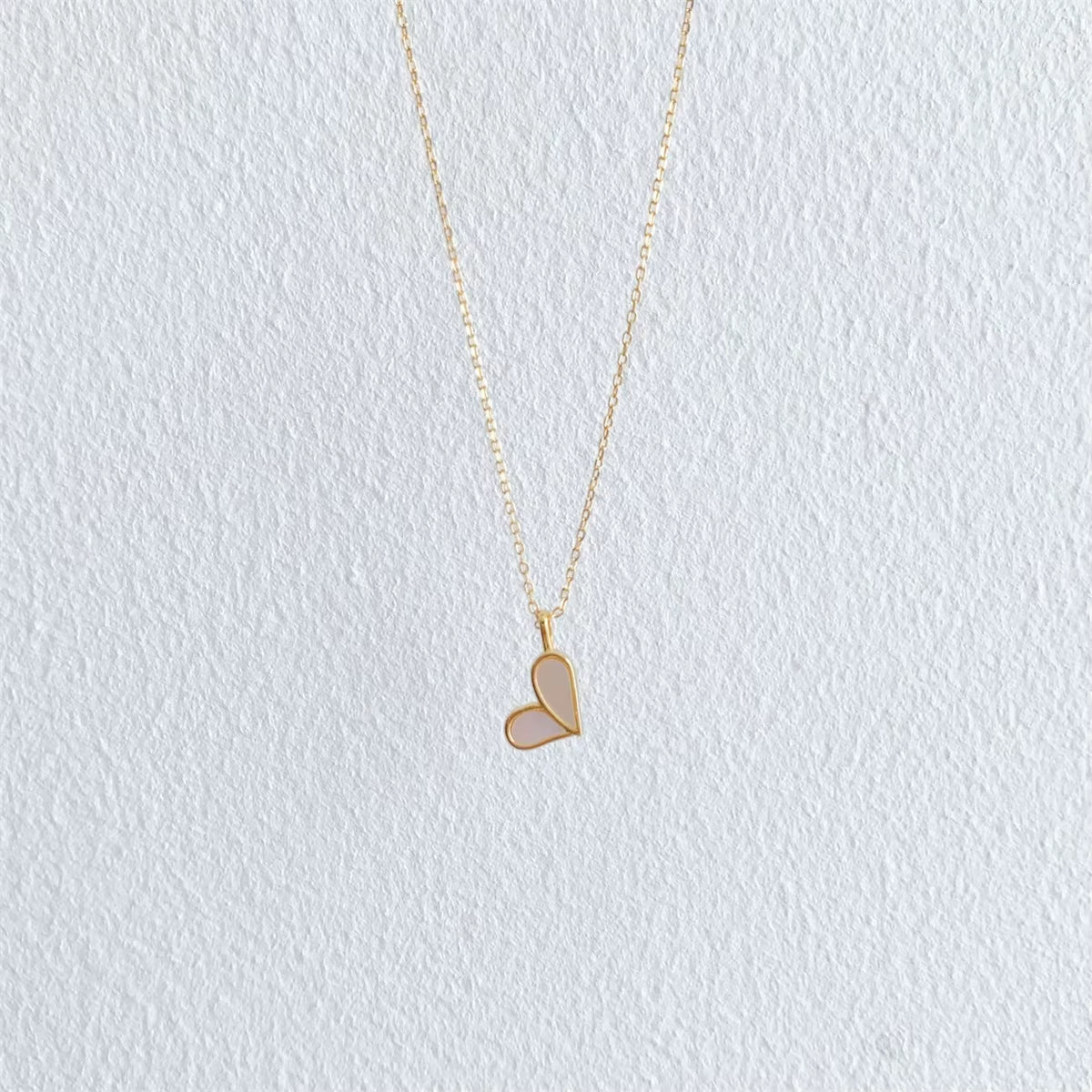 Fashion Jewelry 925 Sterling Silver Heart White Shell Pendant Necklaces 18K Gold Plated Clavicle Chain Necklaces for Women