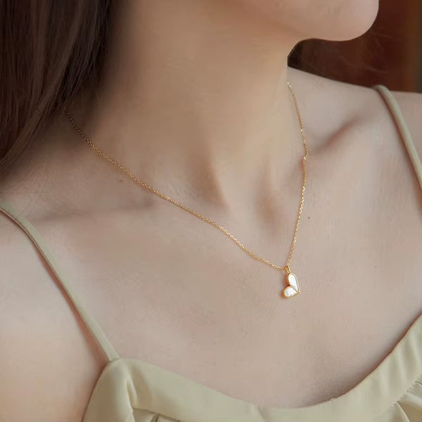 Fashion Jewelry 925 Sterling Silver Heart White Shell Pendant Necklaces 18K Gold Plated Clavicle Chain Necklaces for Women