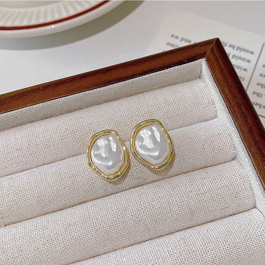 Pearl Earrings for Women 14K Gold Plated Baroque Pearls Stud Earrings Chunky Vintage Pearl Statement Earrings Wedding Jewelry for Bridal