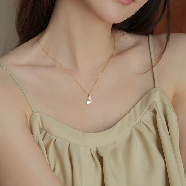 Fashion Jewelry 925 Sterling Silver Heart White Shell Pendant Necklaces 18K Gold Plated Clavicle Chain Necklaces for Women