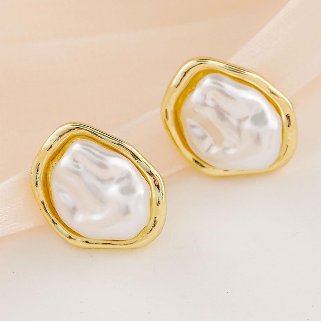 Pearl Earrings for Women 14K Gold Plated Baroque Pearls Stud Earrings Chunky Vintage Pearl Statement Earrings Wedding Jewelry for Bridal